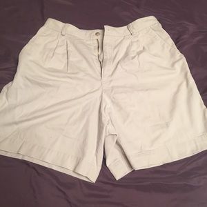 Liz Sport Khaki Shorts